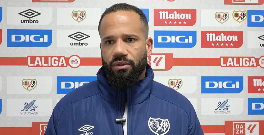 Bebé tras el Rayo 0-1 Valencia: «La afición nos pide que corramos, sudemos la camiseta y respetemos al Rayo»