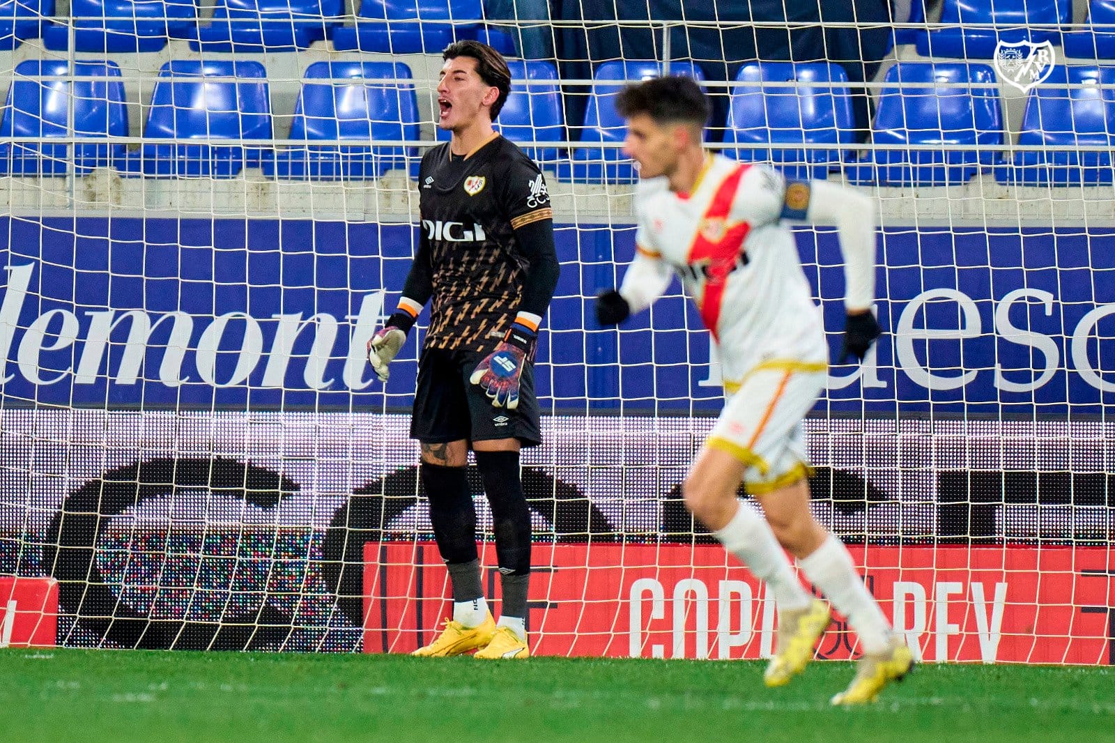 Huesca 0-2 Rayo Vallecano: San Óscar Valentín nos lleva a octavos
