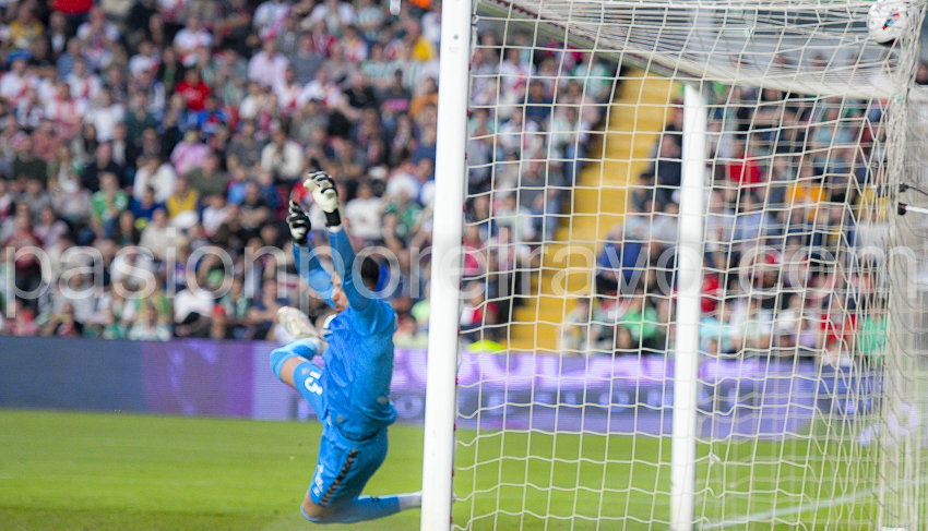 La intrahistoria y las dos imágenes del golazo de Lejeune 6 rayo vallecano lejeune golazo