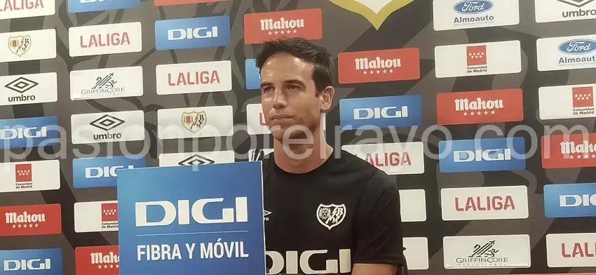 Íñigo Pérez, en la previa del Valencia – Rayo Vallecano: «Necesitamos tener acierto»
