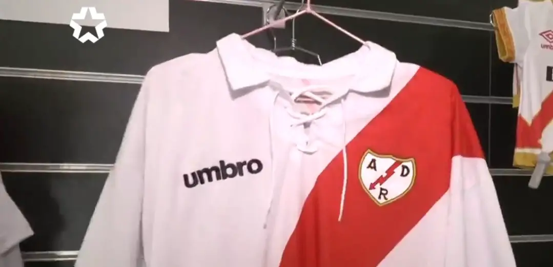 La camiseta del partido del centenario del Rayo Vallecano, a la venta este 29 de mayo por 75€