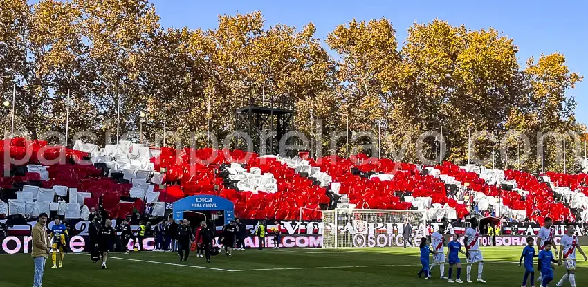 El Rayo Vallecano jugará su primer partido en Vallecas en la Liga 24/25 contra el FC Barcelona