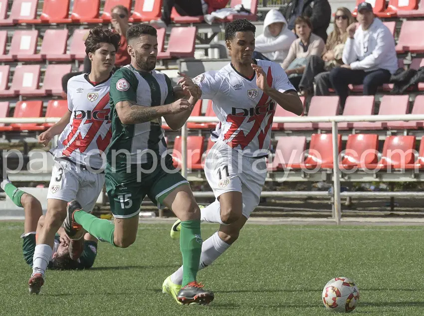 El Rayo B gana y golea (5-0) a un débil El Álamo