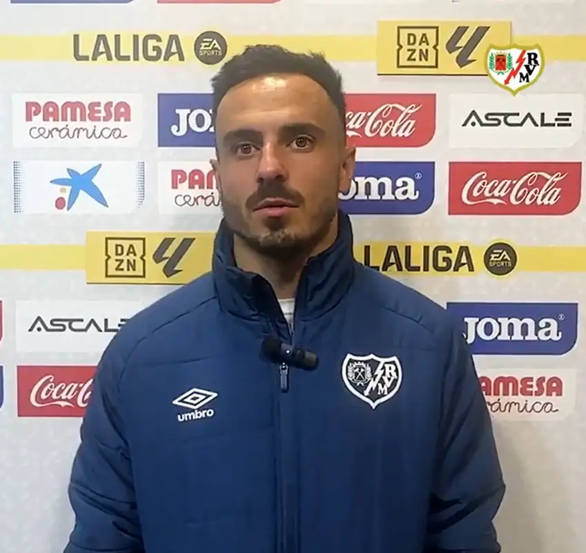 Alvaro García tras el Villarreal 1-1 Rayo Vallecano: «Estar entre los mejores de la historia del Rayo para mí es un orgullo»