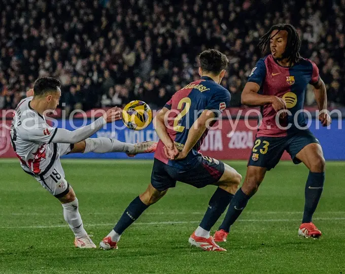 Álvaro García y De Frutos, tras el Barcelona 1-0 Rayo Vallecano: «Merecimos más»