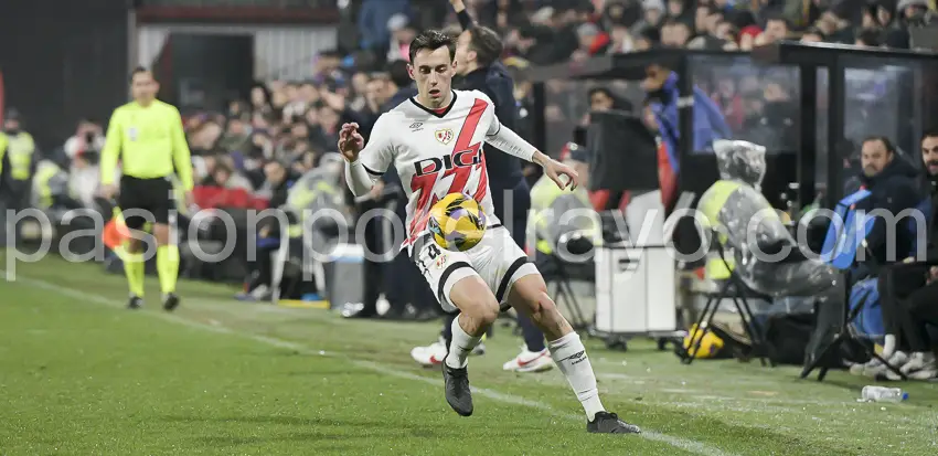 Pedro Díaz tras el Rayo 1-0 Valladolid: «Te dan ganas de sonreir y aplaudirle a todo el mundo»