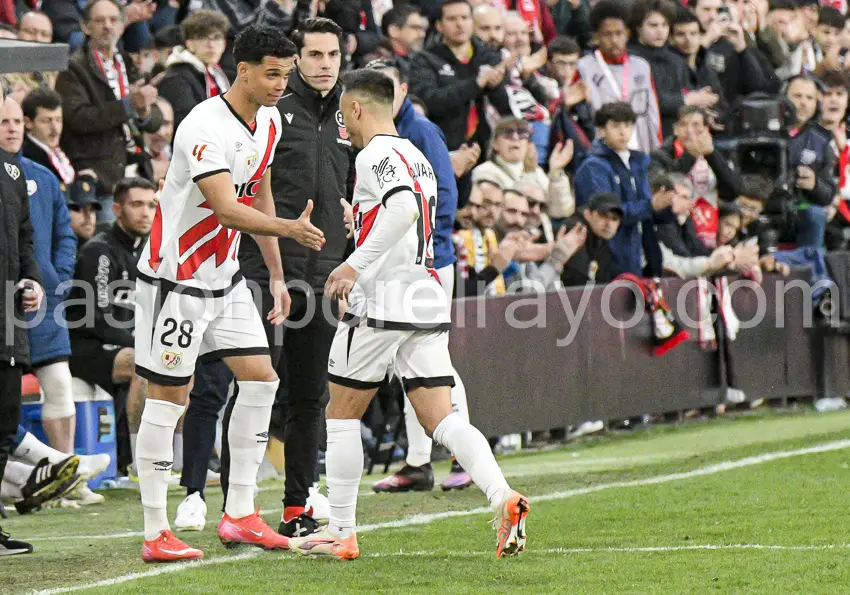 Etienne Etoo podrá jugar con el Rayo B tras debutar con el primer equipo