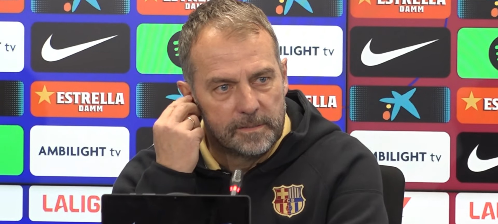 (c) Barça One