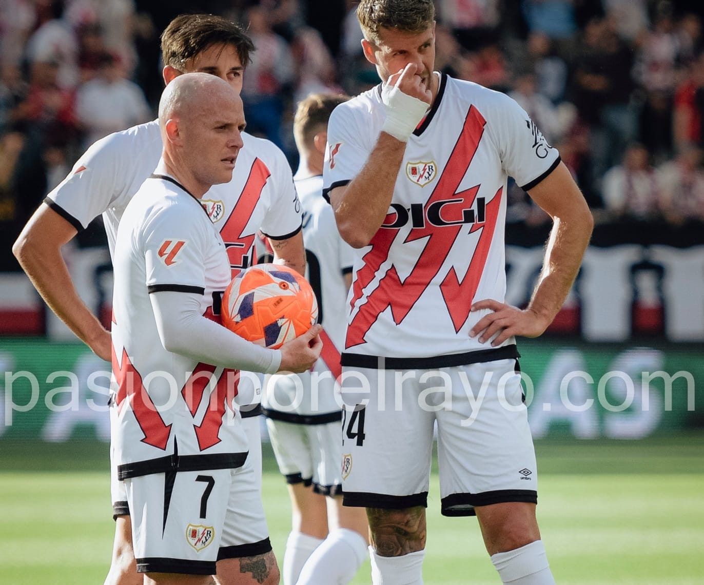 El Rayo Vallecano quiere romper su sequía goleadora en Balaídos