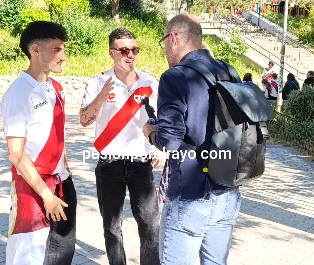 Óscar Valentín ajusta cuentas con los haters colombianos: «Orgulloso de formar parte de este equipo chico»