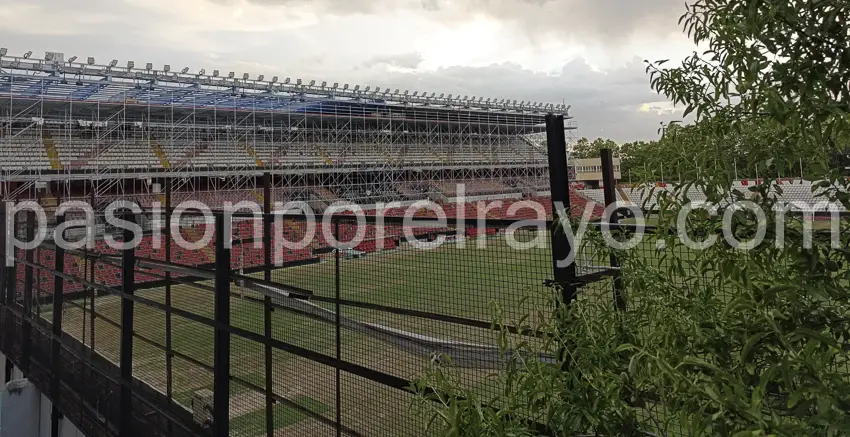 Así está el Estadio de Vallecas a día de hoy