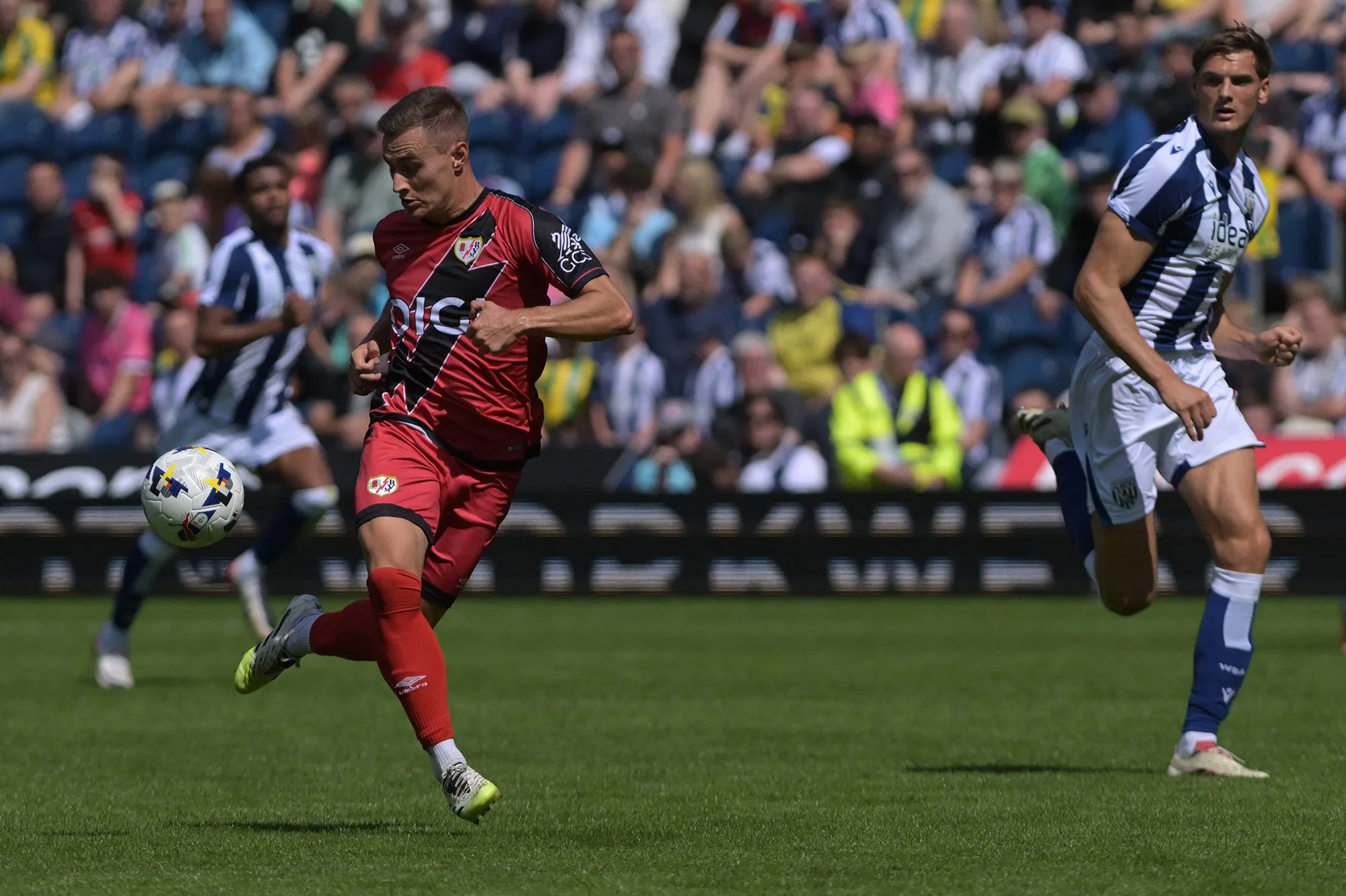 El Rayo solo tiene un bi-goleador