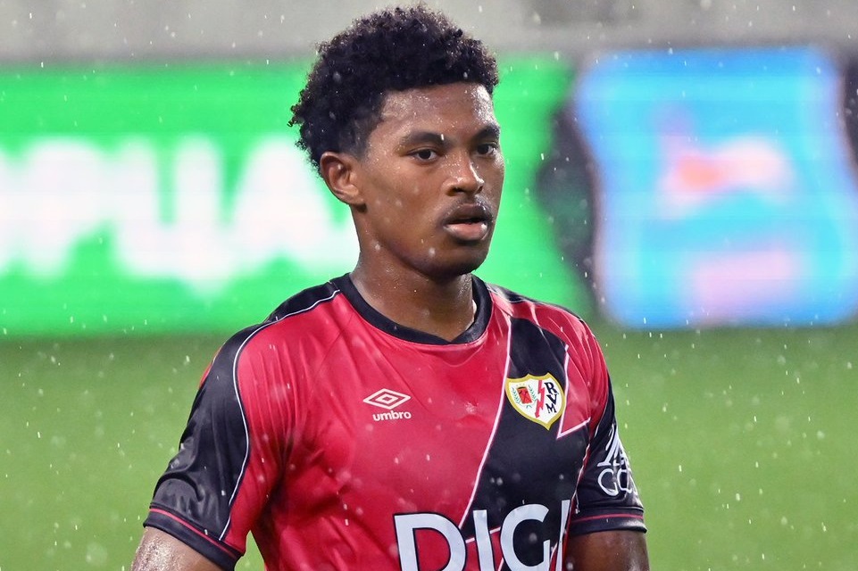 Vertrouwd, en AS: «Si creemos en nosotros mismos, el Rayo puede llegar lejos»