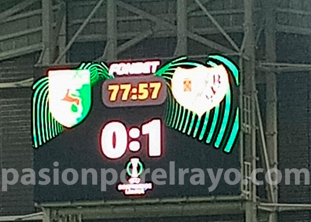 Jozhua Vertrouwd, debut y partidazo con el Rayo en Conference 3 opinion_rayo_europa