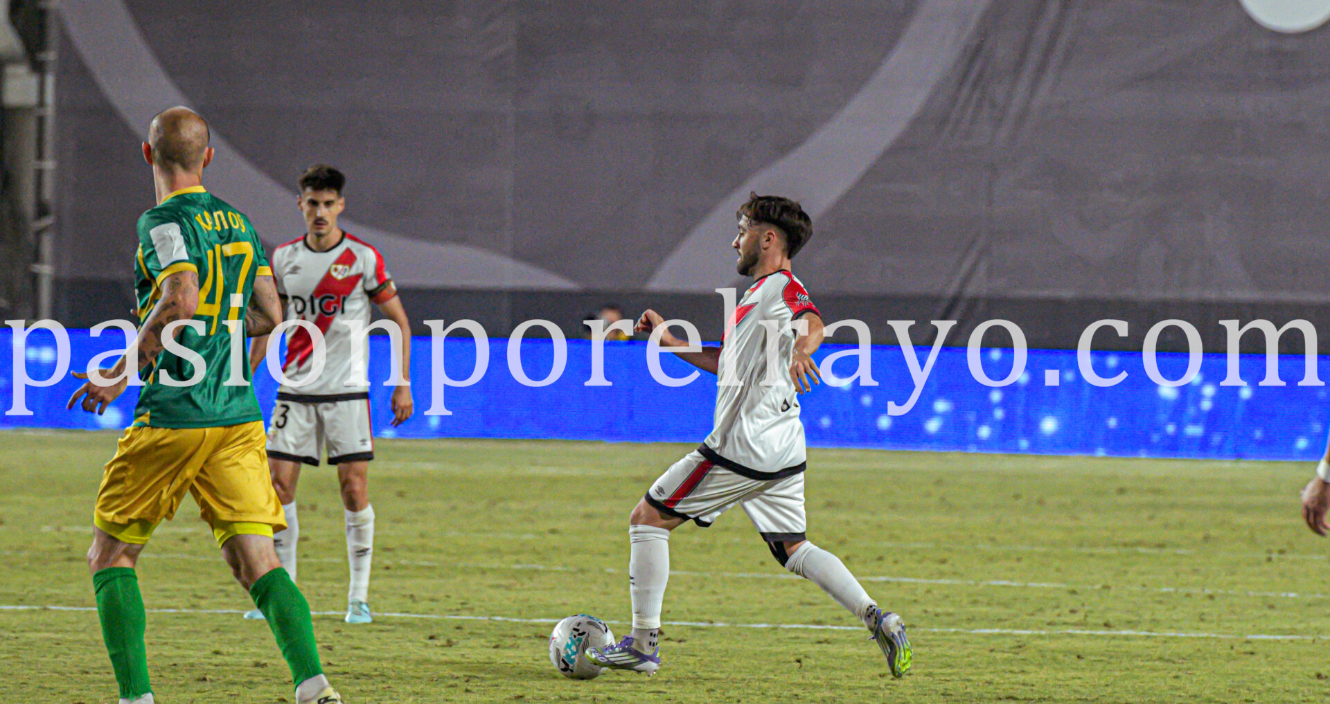 Unai López, tras el Rayo 4-0 Neman Grodno: «Noche para disfrutar»