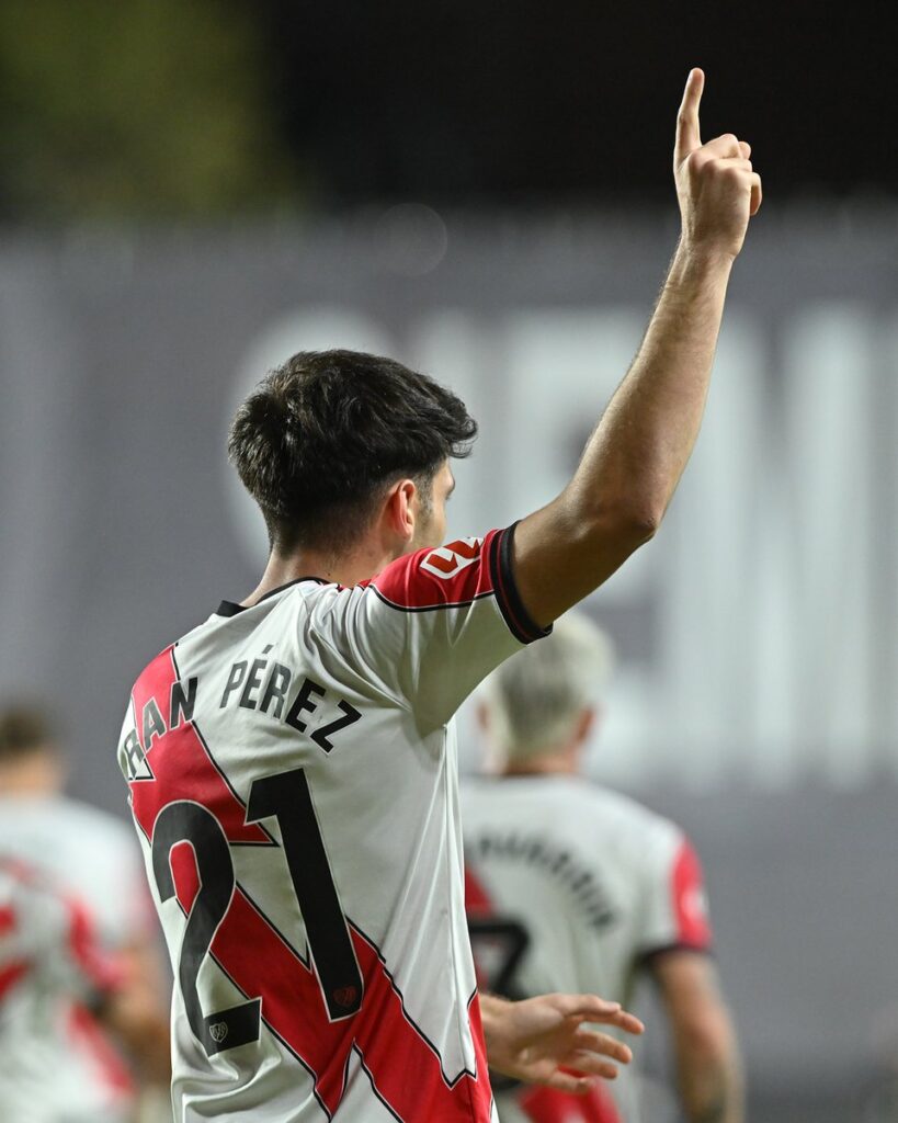Foto de Fran Pérez, en el Rayo - Barcelona
