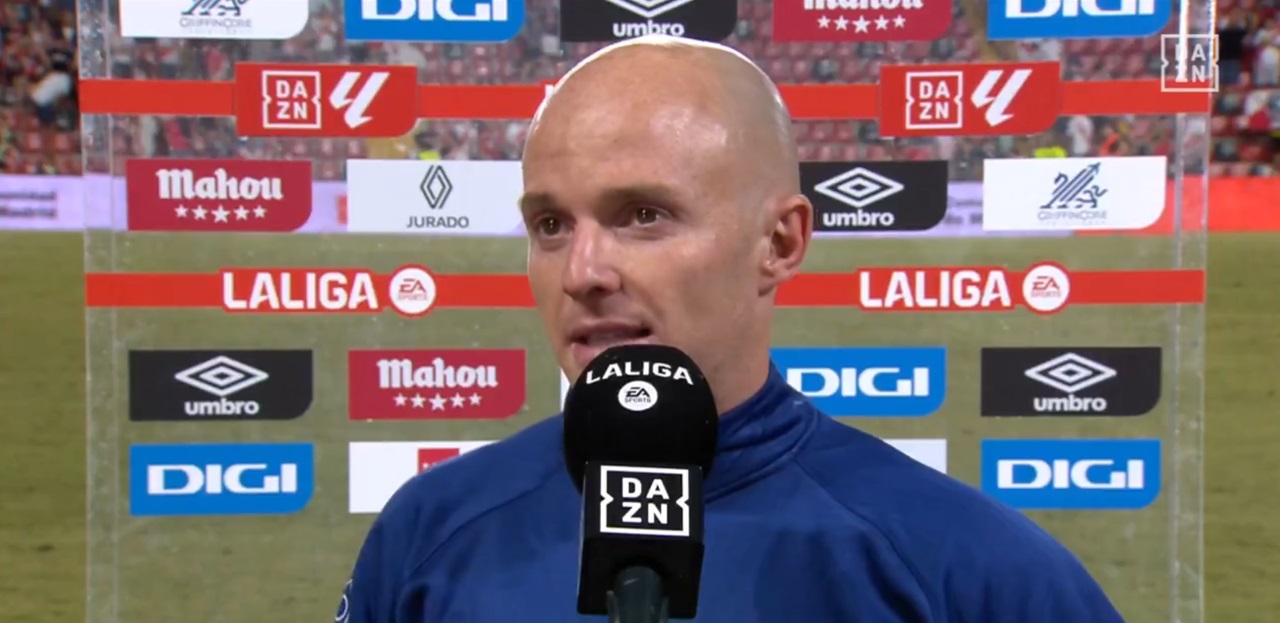 Isi, tras el Rayo 1-1 Barcelona: «El árbitro ha reconocido que se ha equivocado»