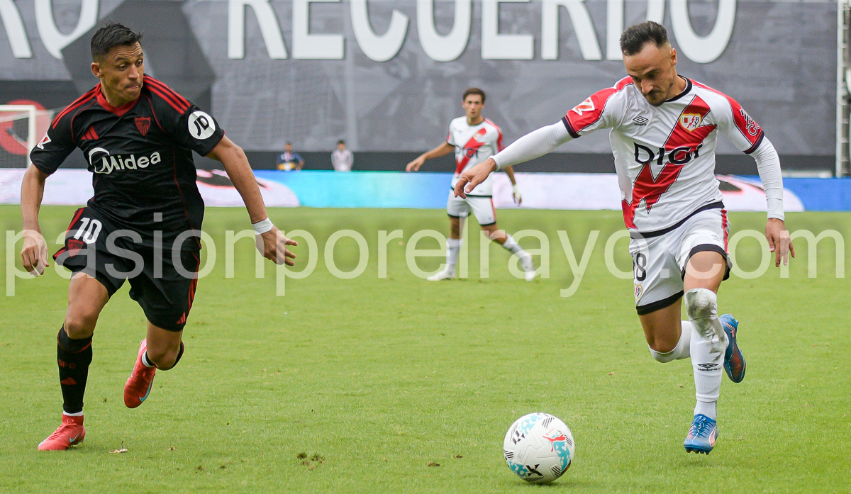 Optimista columna de opinión de Miguel A. Tejeda en ECDF 9×04