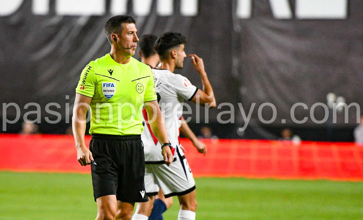 Árbitros del Osasuna – Rayo Vallecano