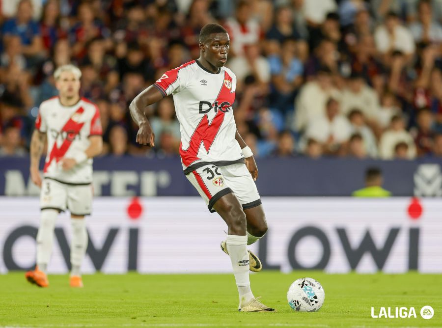 Mendy, un debut fulgurante con el Rayo Vallecano