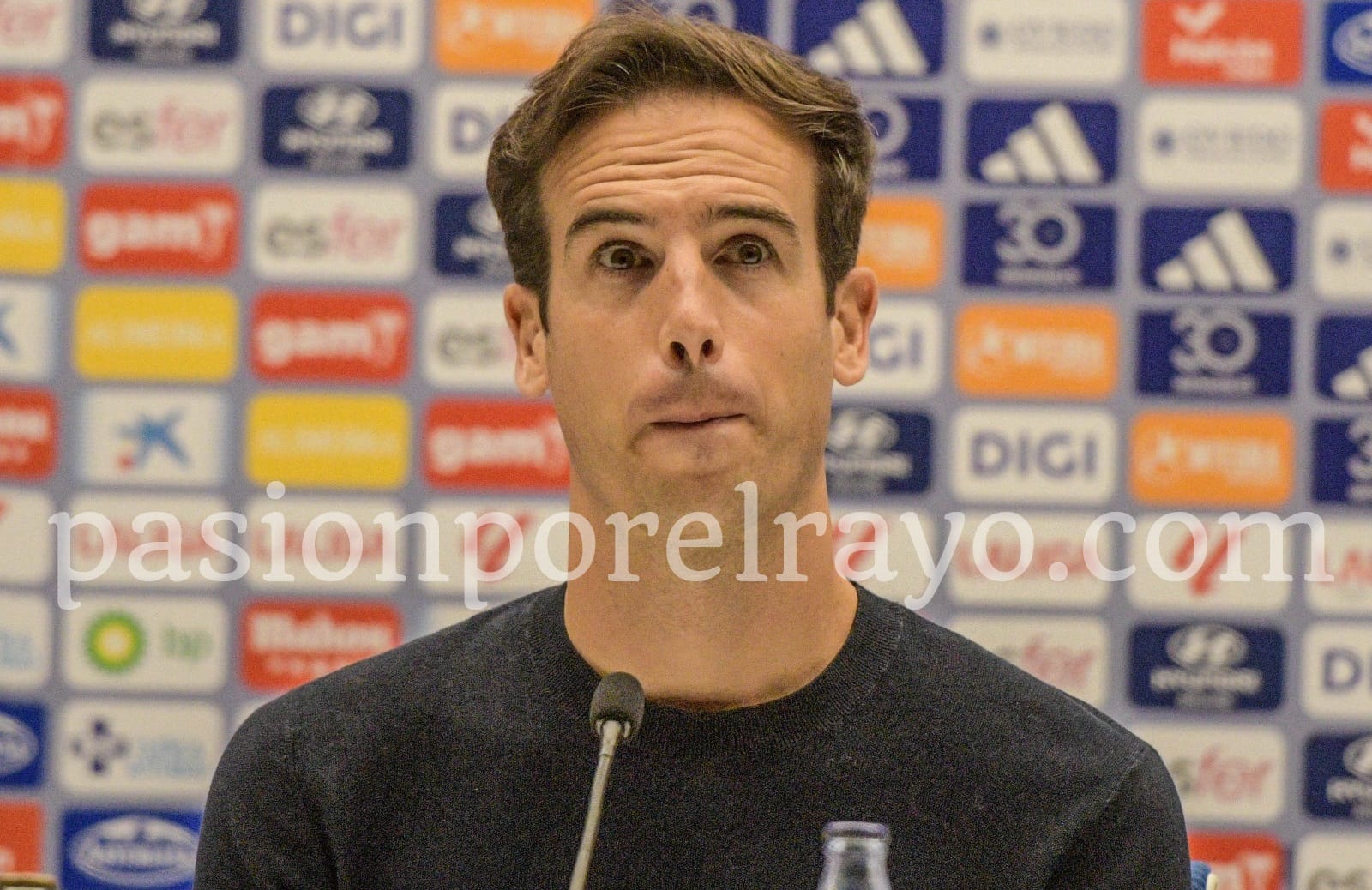 Íñigo Pérez, tras el Oviedo 0-0 Rayo: «Hemos tenido temor a ganar»