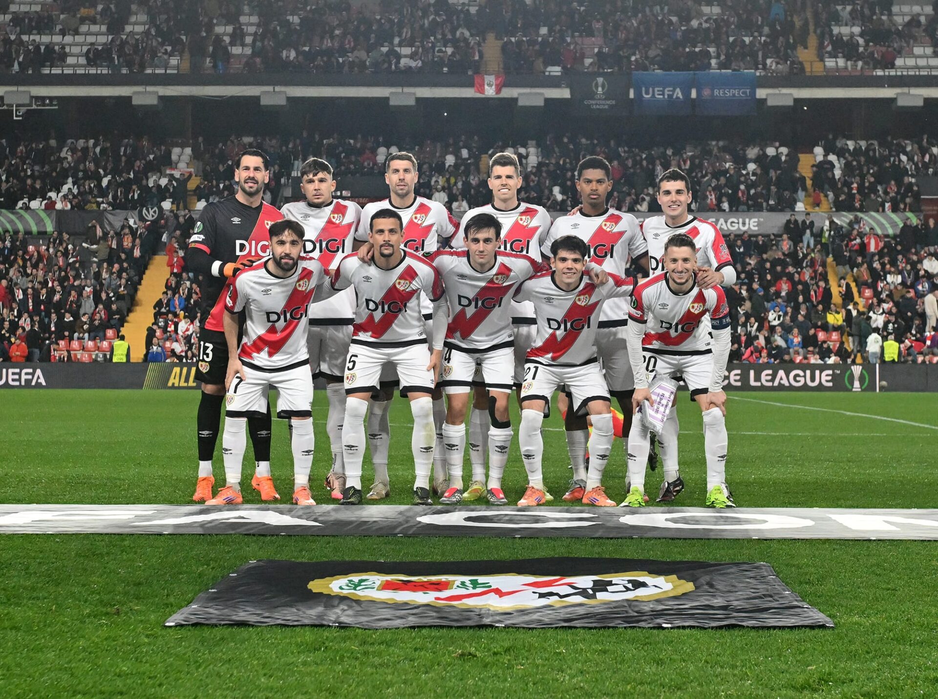 Discreta asistencia en una noche histórica: 9.300 espectadores en el Rayo Vallecano – Drita
