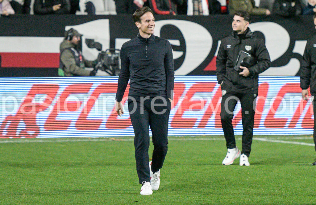iñigo perez antes del partido ante el Valencai