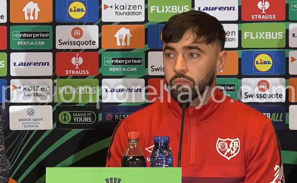 unai en la previa del jagiellonia - rayo de conference