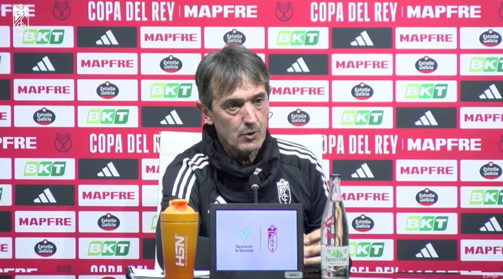 Pacheta, en la previa del Granada - Rayo Vallecano (c) Granada Youtube