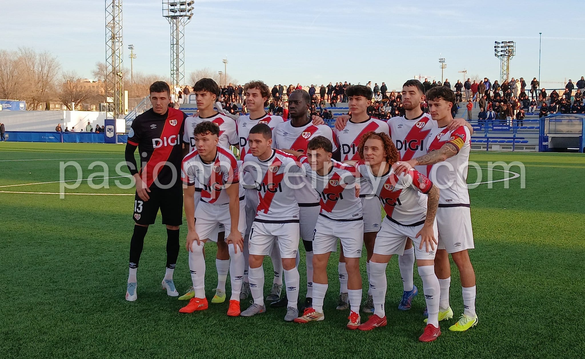 El Rayo B vence al Navalcarnero (2-1) y se aleja del descenso