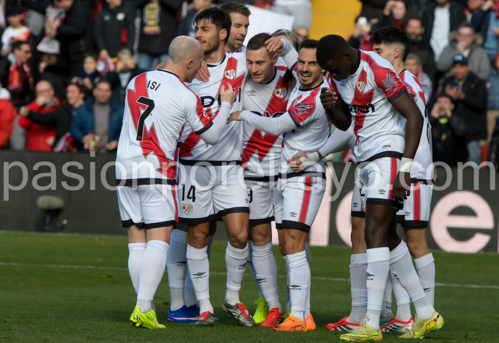 celebración gol rayo