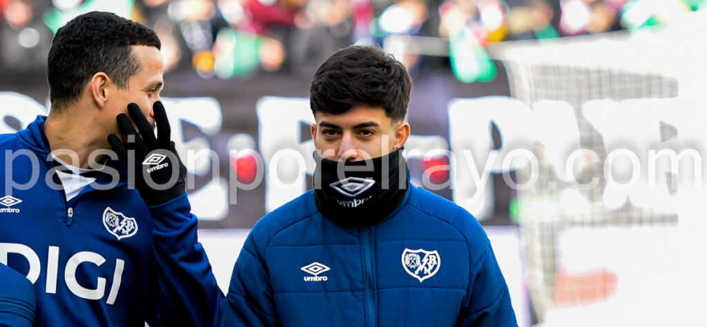 ilias akhomach jugador del rayo