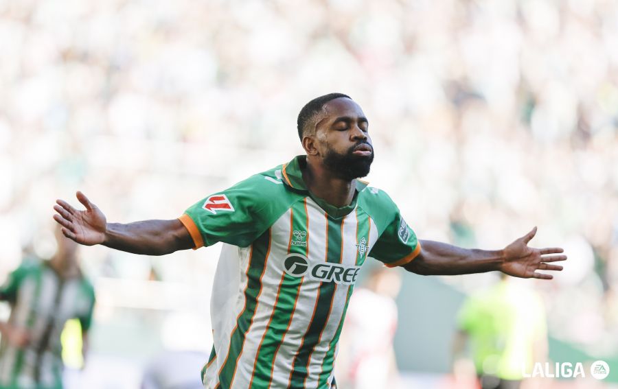 Betis 1-1 Rayo Vallecano: ¡Menuda vergüenza! 6 bakambu goleador
