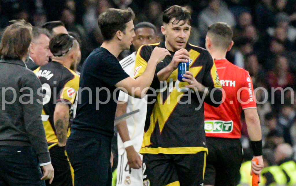 iñigo perez hablando con ratiu