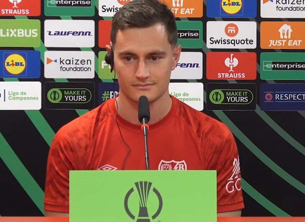 De Frutos, en la previa del Rayo Vallecano - Samsunspor (c) Rayo Vallecano