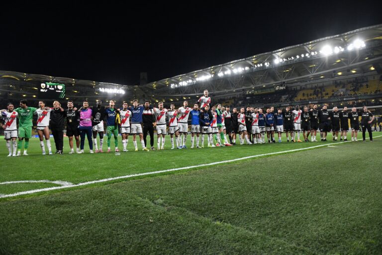 Celebración del Rayo Vallecano en Atenas (c) Rayo Vallecano