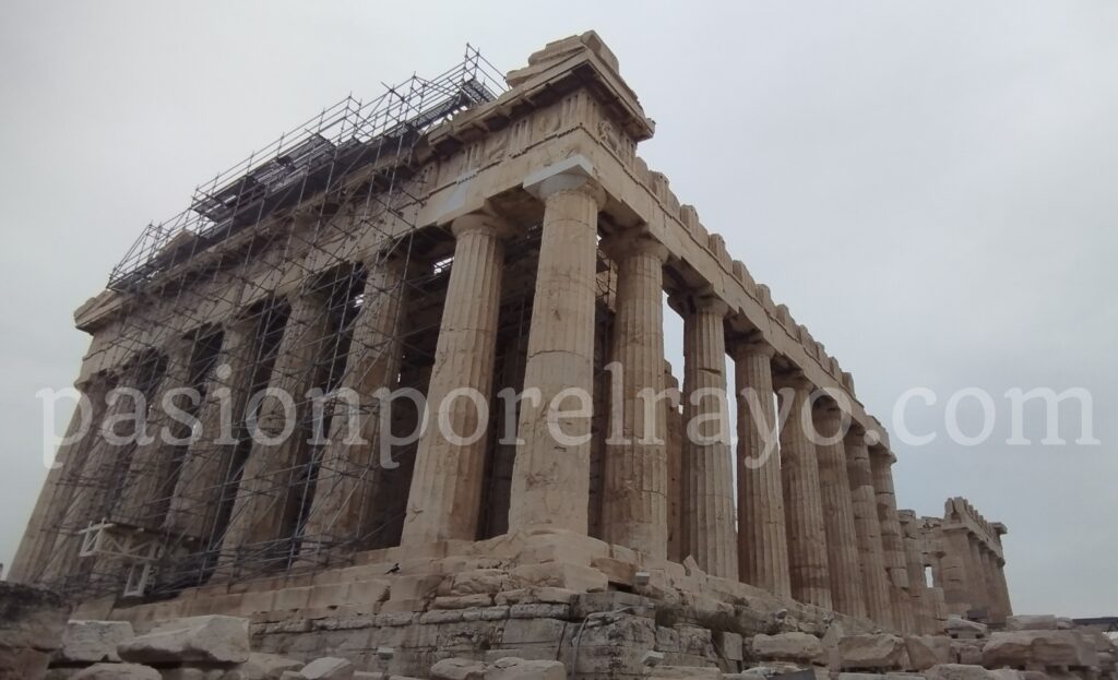 Unos 1.500 rayistas acompañarán al Rayo Vallecano en Grecia 3 Atenas espera al Rayo Vallecano (c) Pasión por el Rayo