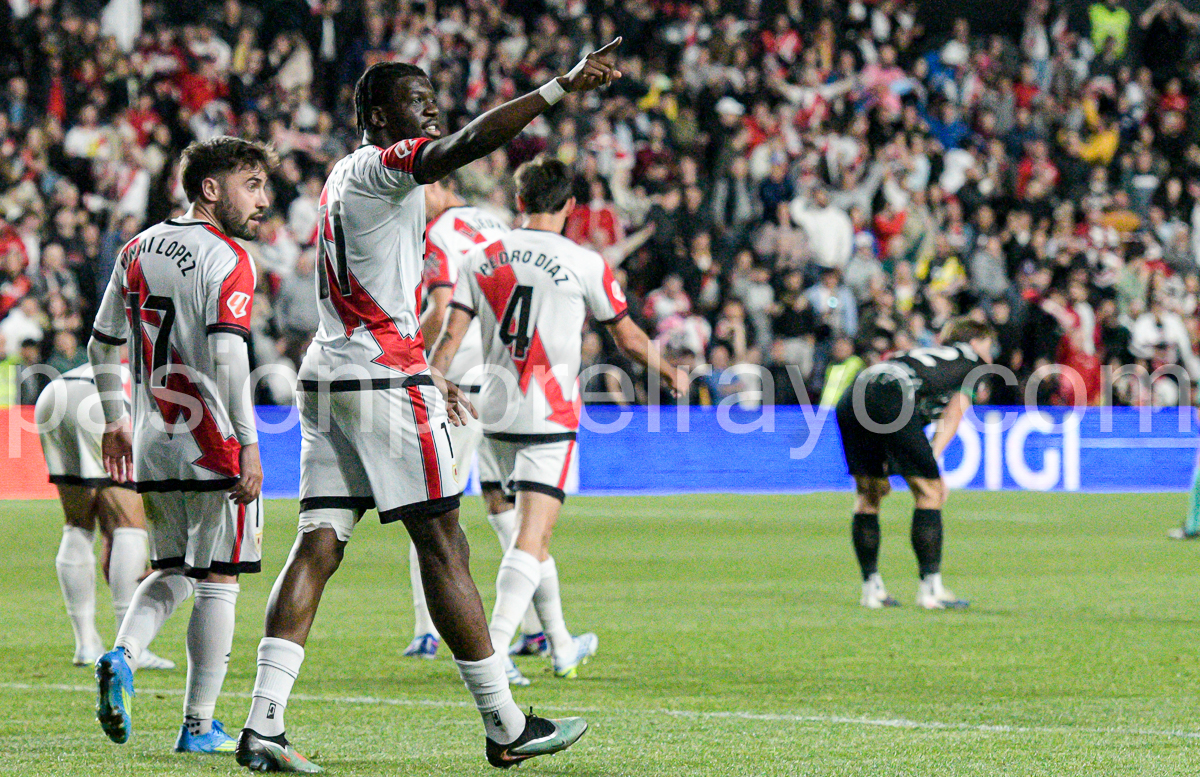 Randy Nteka, goleador en el Rayo 1-0 Elche: «Somos un equipo muy fuerte mentalmente»
