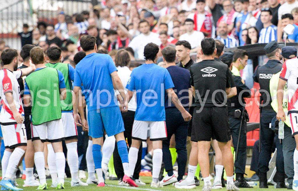 Rayo Vallecano 3-3 Real Sociedad: Locura vallecana y circo arbitral 8 rayo vallecano var
