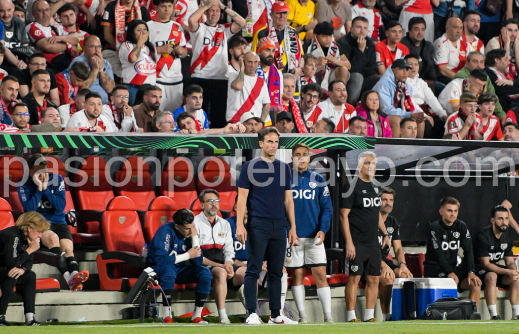 Iñigo tras el Rayo 1-0 Estrasburgo: «Merecimos más, pero debemos valorar esta victoria»